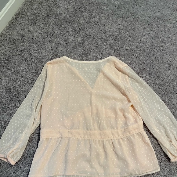 Loft Top - Picture 2 of 2